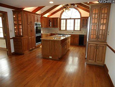2nd image of 85 Lochspur Ln