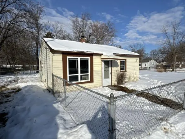 2172 E Buder Ave, Burton, MI 48529