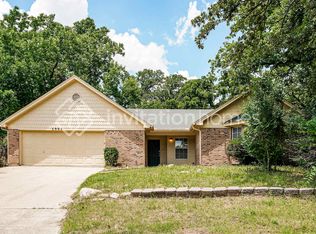 3908 Helmsford Dr, Arlington, TX 76016