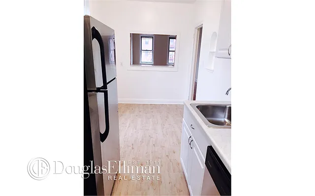 Rented by Douglas Elliman | media 6