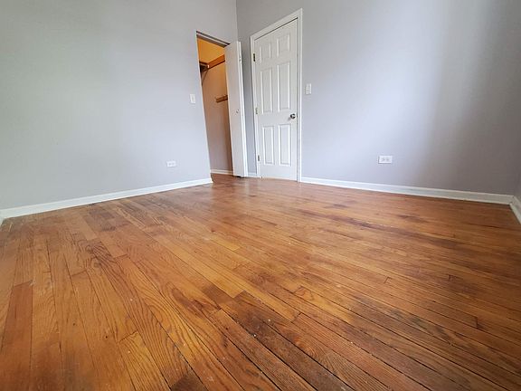 5th image of 4723 N Monticello Ave Floor 2