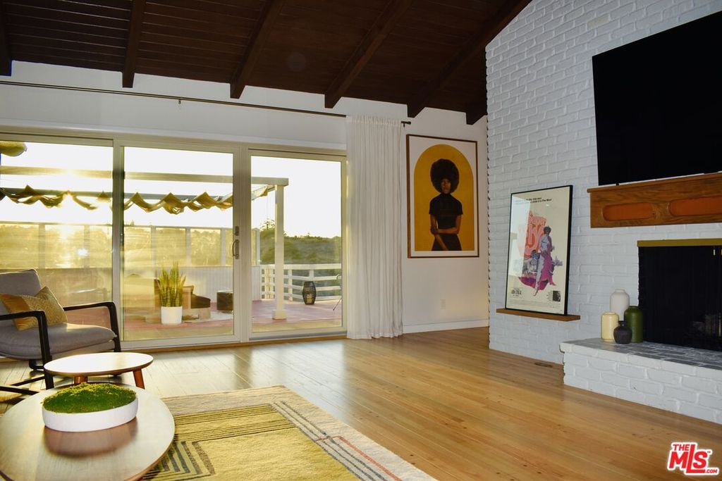 4623 Don Miguel Dr, Los Angeles, CA, Los Angeles
