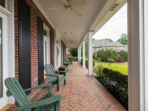 2nd image of 7682 Willow Vista Ct