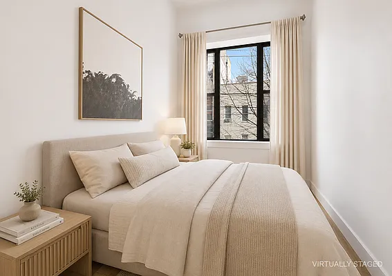 Bedroom, photo 3