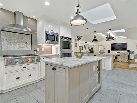 5th image of 8110 San Cristobal Dr