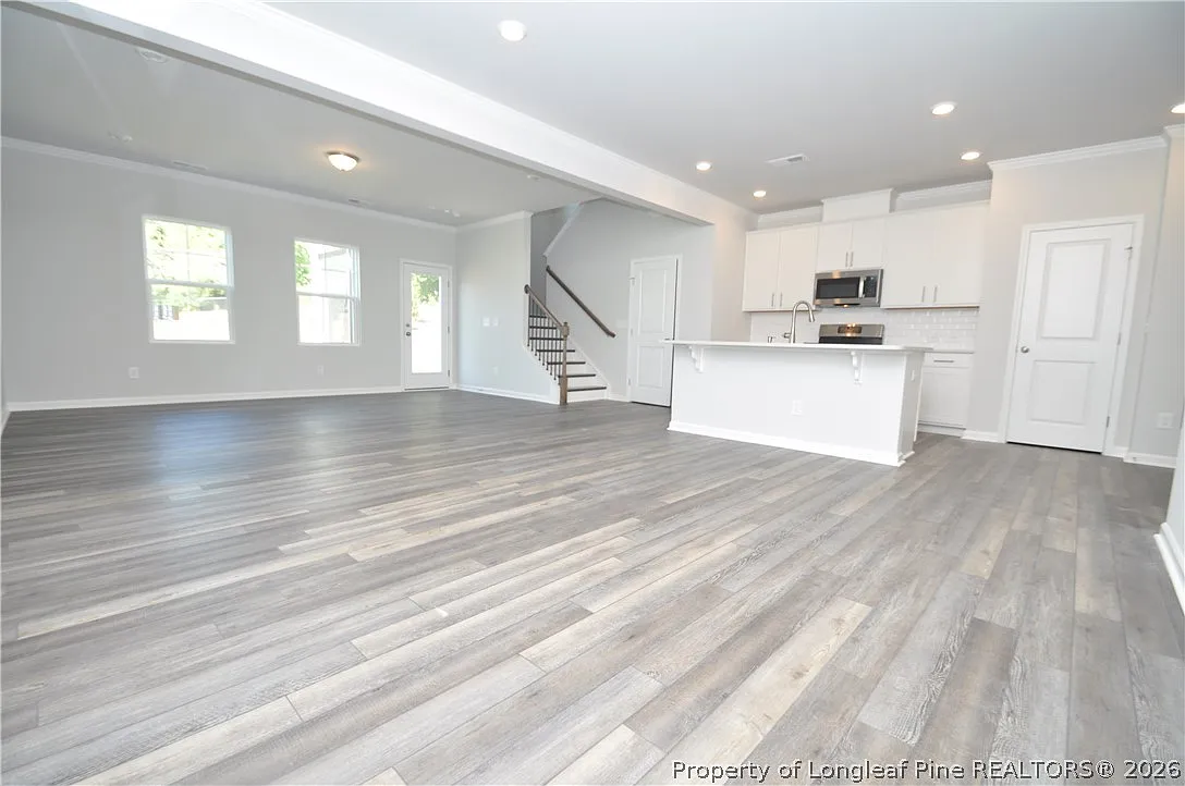 3 bed, 2.5 bath, $2,095 — Photo 3