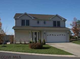 125 Clemson Ct, State College, PA 16803