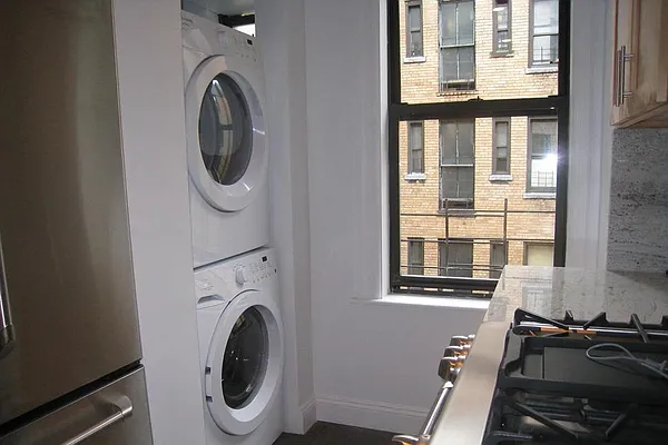 Rented by Corcoran | media 25