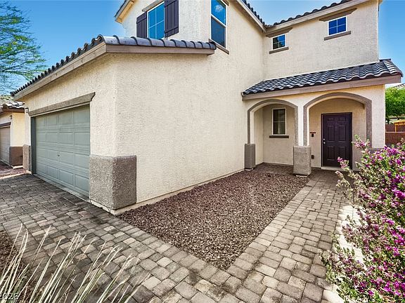 2nd image of 5849 Country Lake Ln