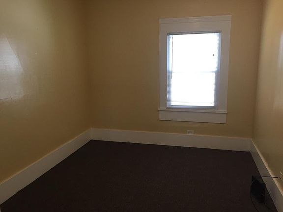 4th image of 54 W Tallmadge Ave #1