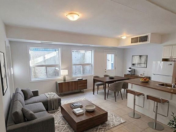 3rd image of 1898 Danforth Ave #302