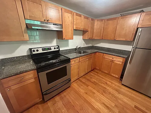 54 Elmwood Park Photo 1