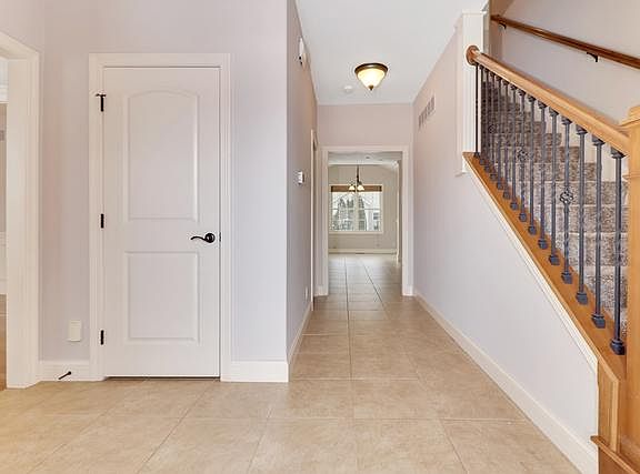 2nd image of 2801 Degarmo Dr