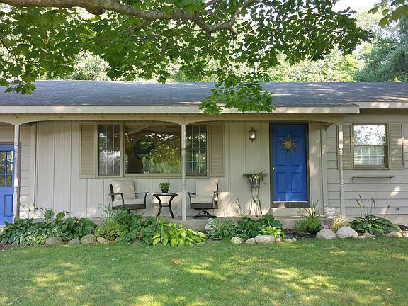 2nd image of 17407 Reenders Ct