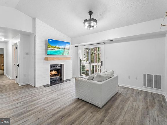 3rd image of 8608 Shadwell Dr Unit 45