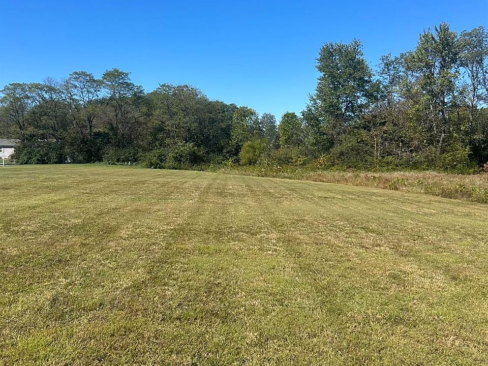 2nd image of 3690 Todds Run Foster Rd