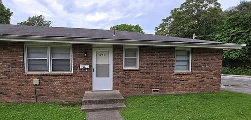 1423 E Cairo St Photo 1
