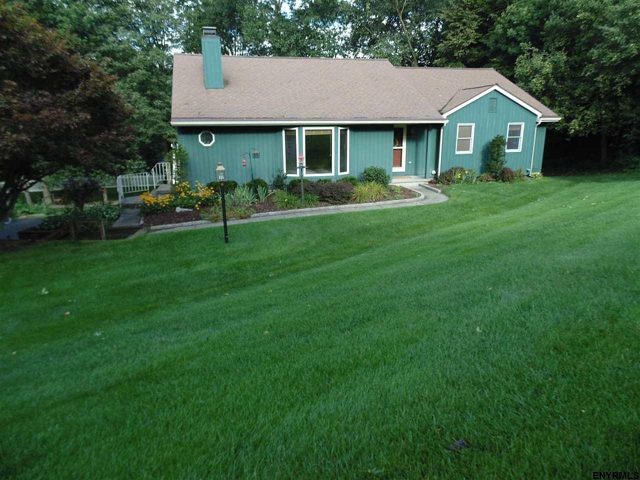 21 Mallards Lndg S, Waterford, NY 12188 Zillow