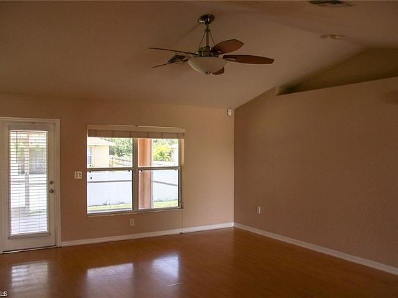 3rd image of 2411 Conroy Ave N