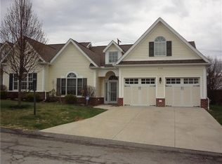 115 Spring Blossom Cir, Beaver Falls, PA 15010