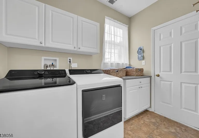 9 Hannah Ct — Photo 18