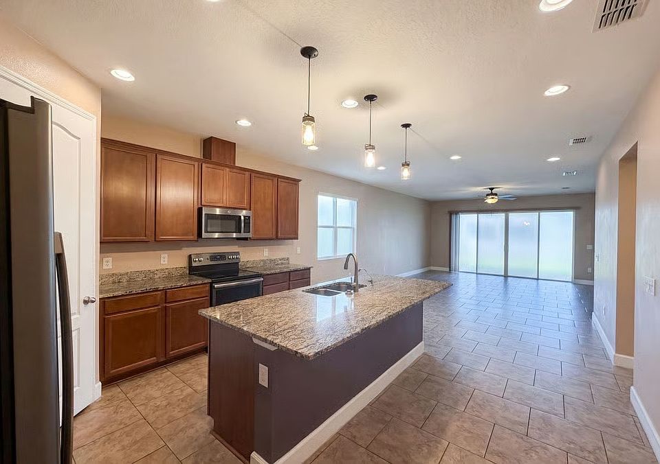 1st image of 408 Buchannan Dr