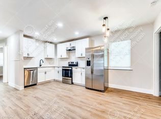 503 Himes Dr, Euless, TX 76039