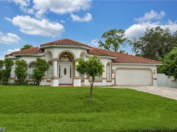 3705 Kilarney St, Fort Myers, FL 33905