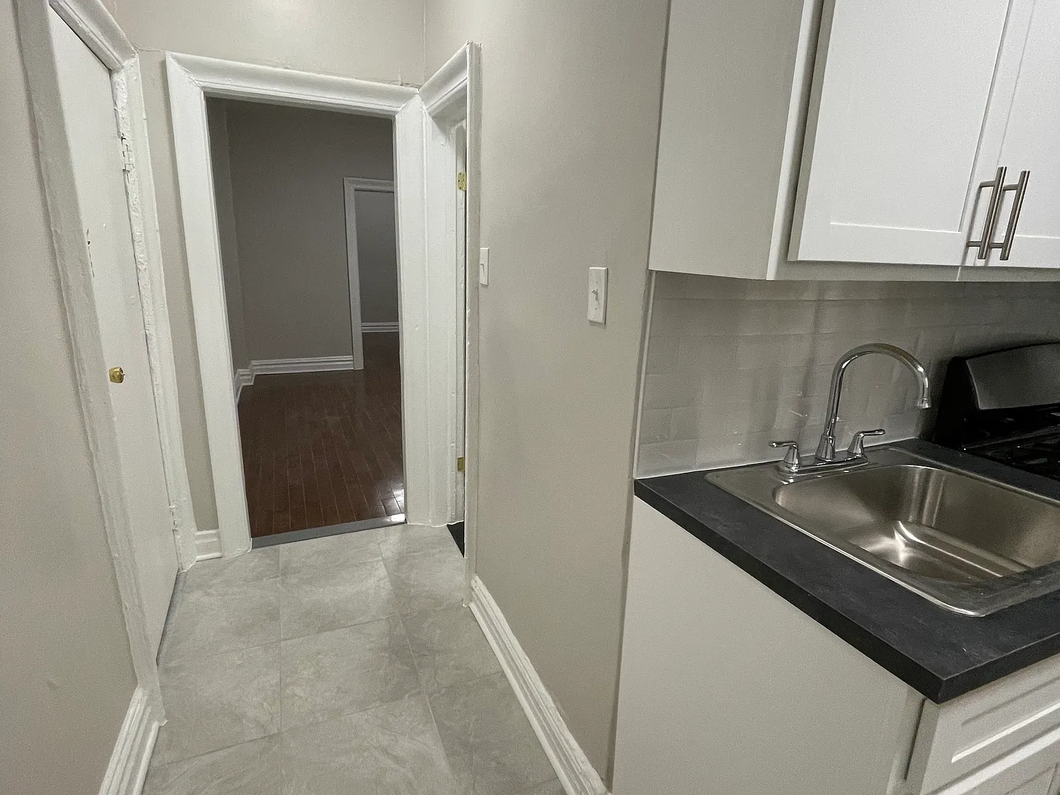 1 bed, 600 sqft, $1,995 — Photo 2