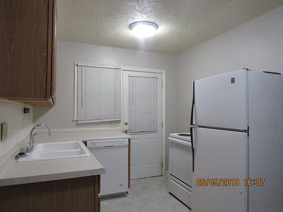 5th image of 1332 N Colorado Ave