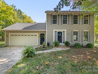 2040 Dunnigan Ave NE, Grand Rapids, MI, 49525