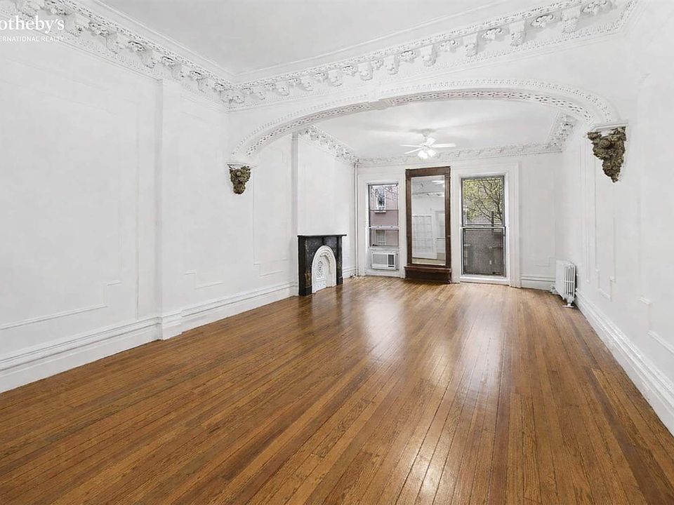 1st image of 331 W 19th St #2