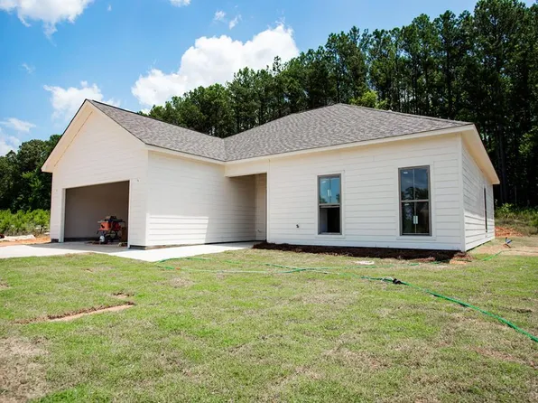 170 Thaxton Hills Dr, Thaxton, MS 38871