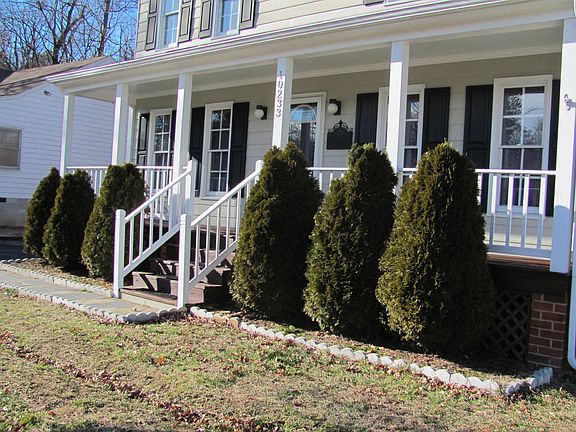 3rd image of 10233 Berrymeade Ct