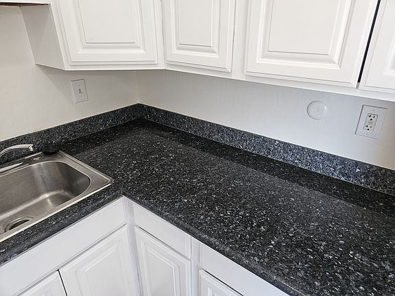 4th image of 783 Noranda Dr APT 2