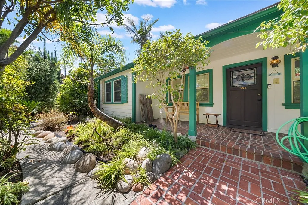 3 bed, 1524 sqft, $7,000 — Photo 1