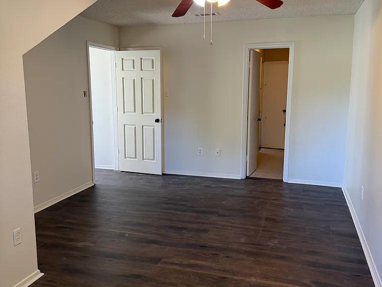 3323 King Bradford Dr — Photo 10