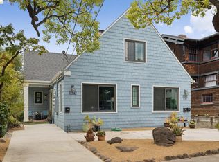 3271 Kempton Ave, Oakland, CA 94611