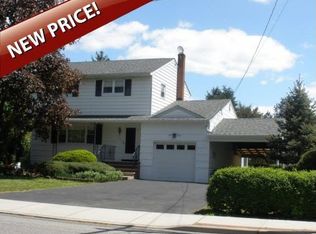 278 Newark Pompton Tpke, Pequannock, NJ 07440
