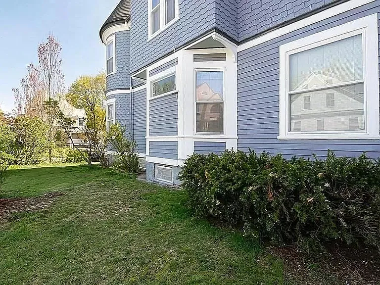 39 May St #2 — Photo 3