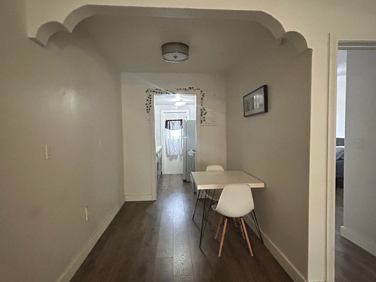 1 bed, 700 sqft, $1,800 — Photo 2