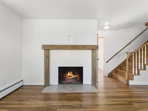 4th image of 114 Upper Vine St