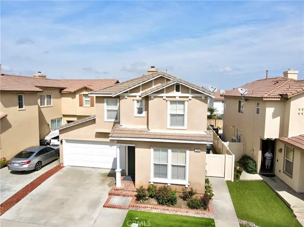 255 Roxanne Ln, Corona, CA 92882