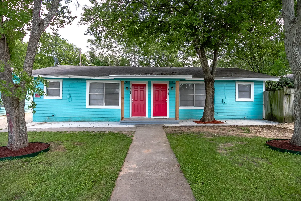 Primary Photo - Gurley Duplexes - 224