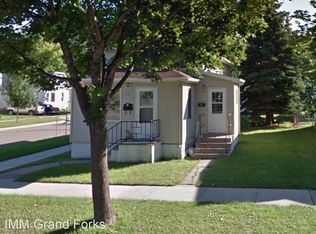 524 N 7th St, Grand Forks, ND 58203