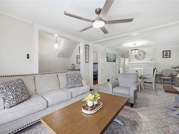 4th image of 42 Mineral Springs Rd