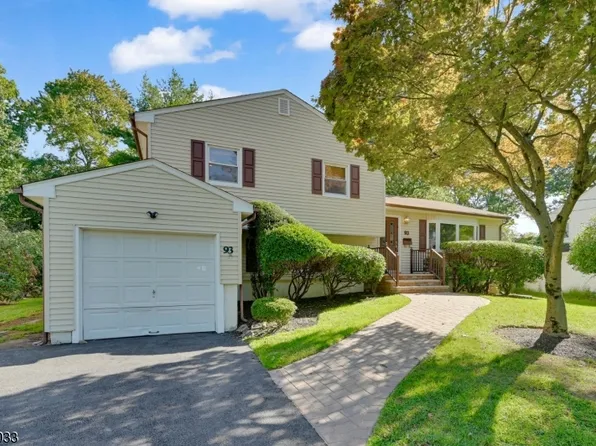93 Vere Ter, Livingston Twp., NJ 07039