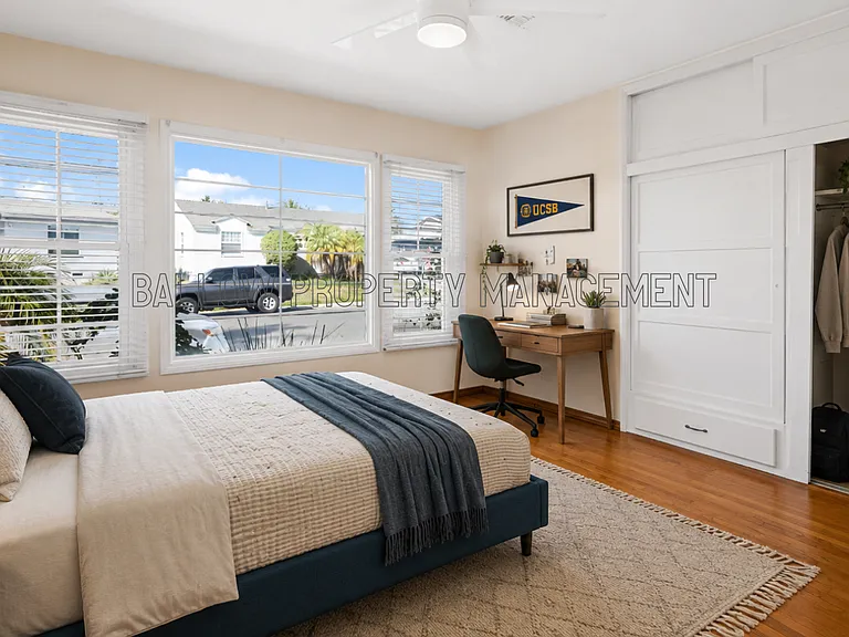 6129 Pembroke Dr — Photo 7