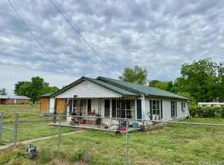 802 Main St, Coal Hill, AR 72832