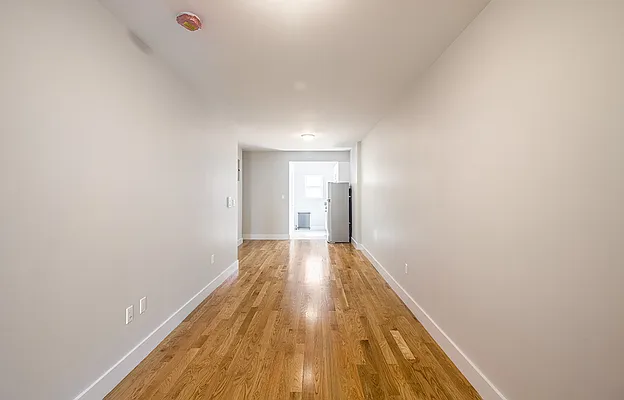 Rented by Triplemint | media 14